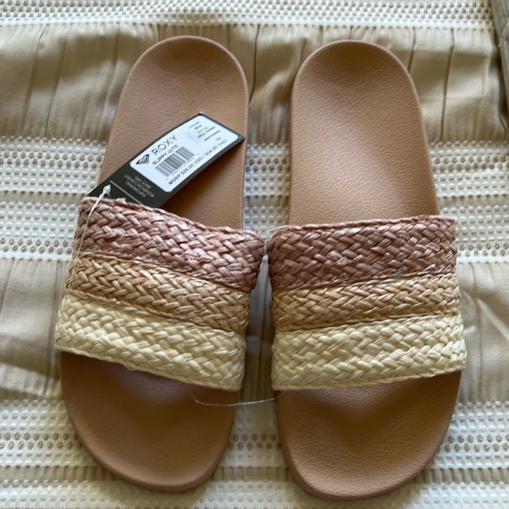 Roxy slides